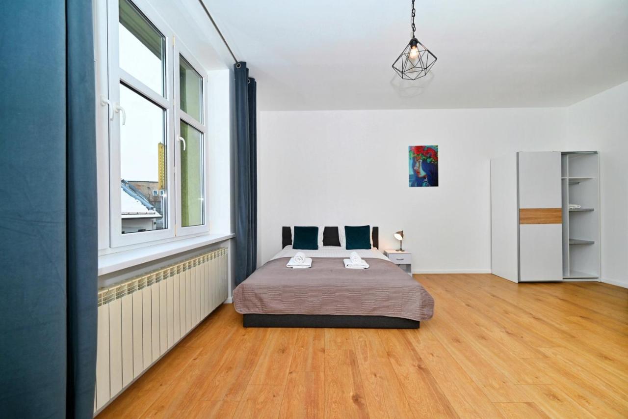 Apartamenty Mural Bielsko-Biała Buitenkant foto
