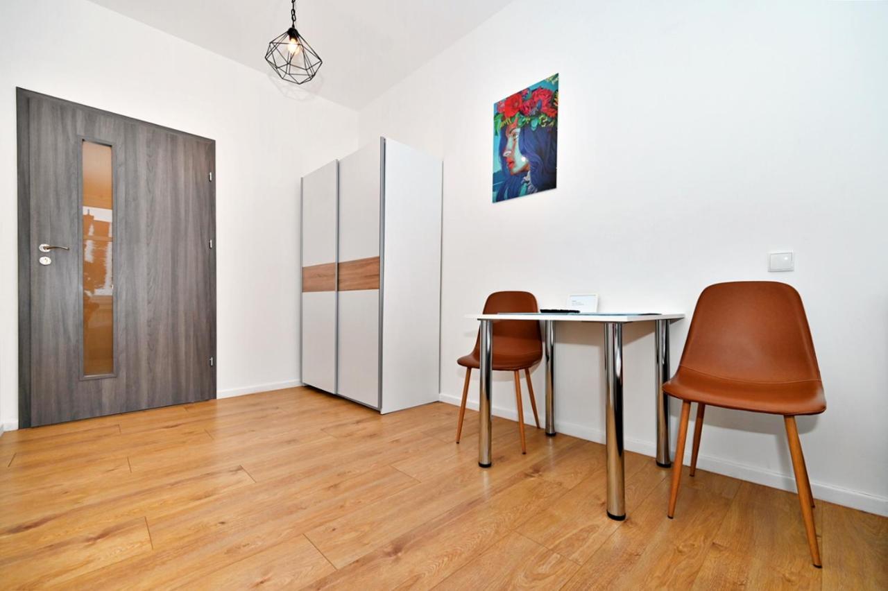 Apartamenty Mural Bielsko-Biała Buitenkant foto